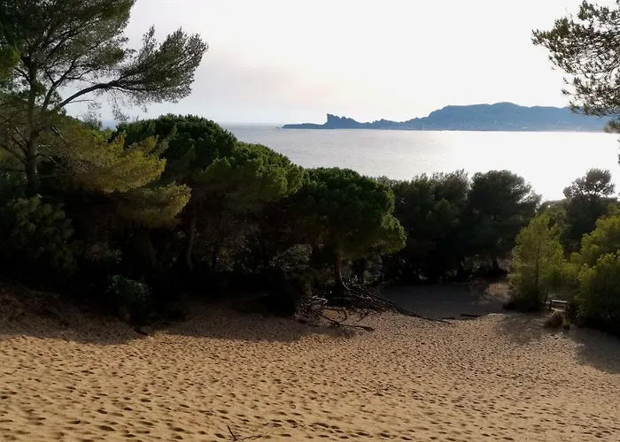 Au Clair De La Dune * Saint-Cyr-sur-Mer